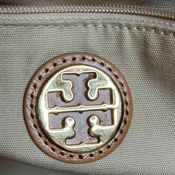 💯Authentic Tory Burch Ela Tote Multi Color🍀 - Picture 9 of 16